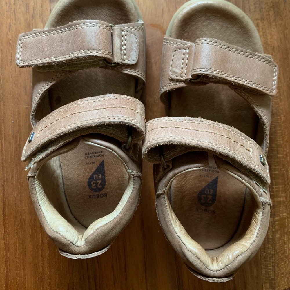 Bobux size 23 excellent condition